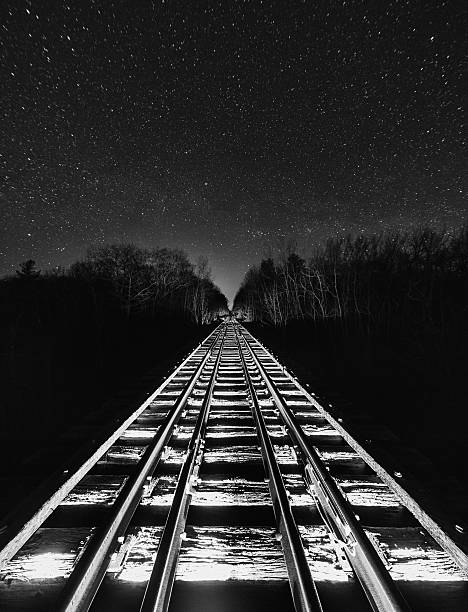 istock Vanishing Night Rails 636041876