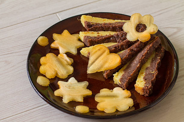 istock Moist cake with orange and chocolate 636122388