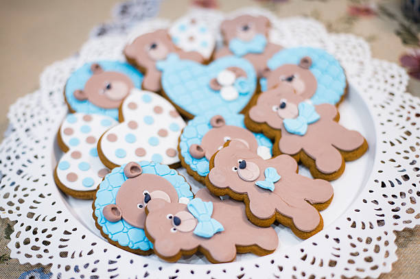 istock Top view of cute bears cookies on a plate 636164410