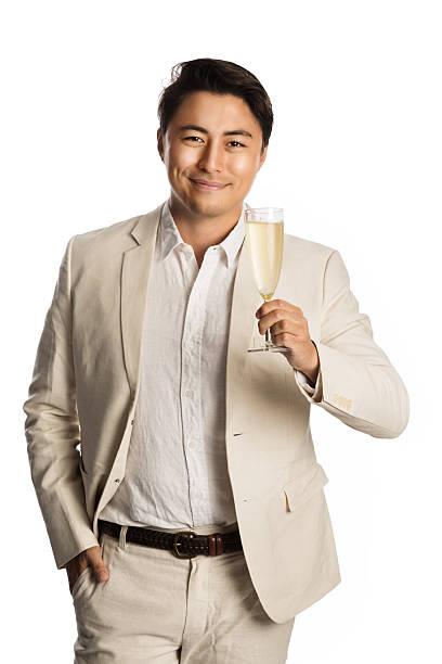 Homem atraente com taça de vinho - foto de acervo
