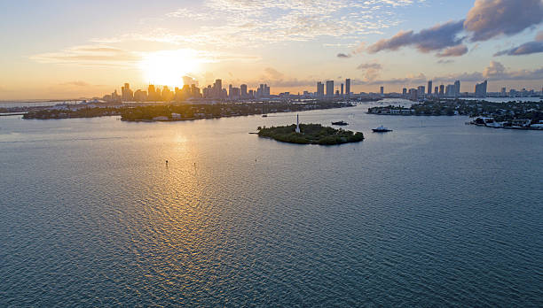 istock Sunset Silhouette Miami Downtown Skyline and Biscayne Bay 636185556