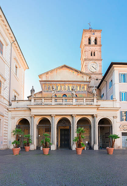 istock Santa Maria in Trastevere, Rome 636248722