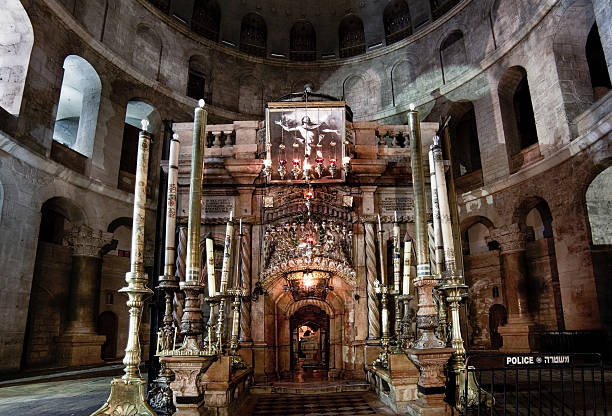 Aedicula in the Church of Holy Sepulchre Jerusalem, Israel - October 28, 2013: Aedicula in the Church of Holy Sepulchre, place believed to be Christs tomb. Aedicula is encircled by so called Rotunda. rotunda photos stock pictures, royalty-free photos & images