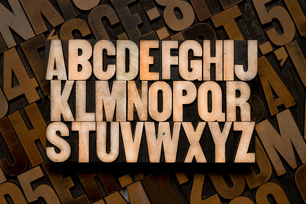 русский алфавит в дерева типа - letter y alphabet wood typescript стоковые фото и изображения