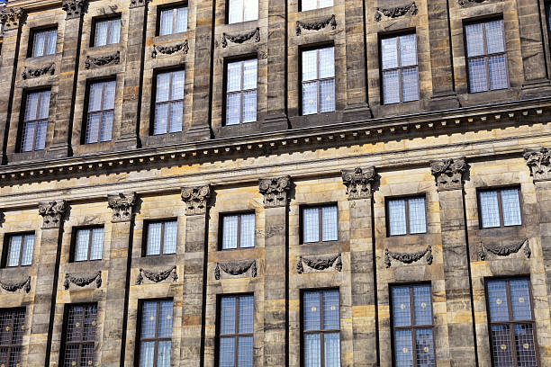 istock Royal Palace in Amsterdam 636298396