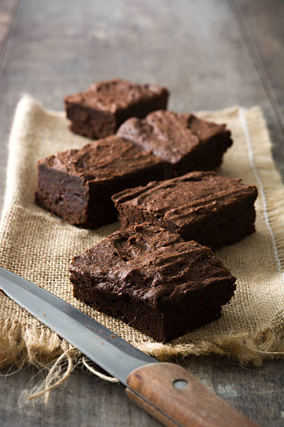 istock Chocolate brownie portions 636308516