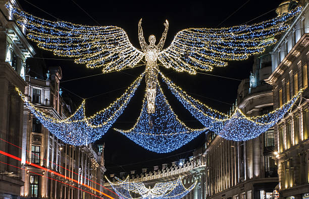 istock London Christmas Lights 636333150