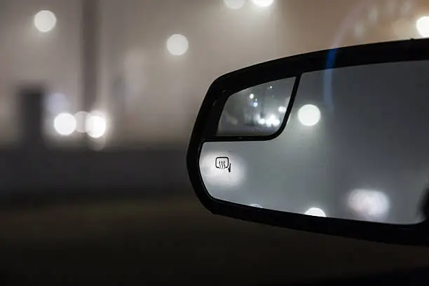 Rearviewmirror, night, fog and lights