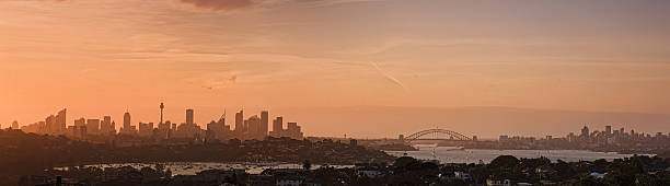 istock Sy CBD Red Set Dover Heights Pan 636427956