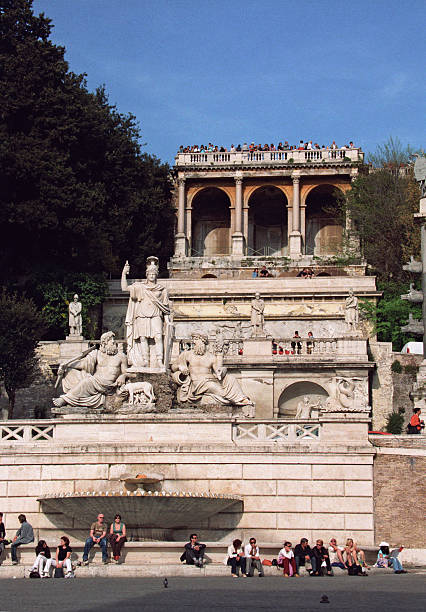 fontana della  dea di roma at piazza del popolo, rome - fontana della dea roma foto e immagini stock