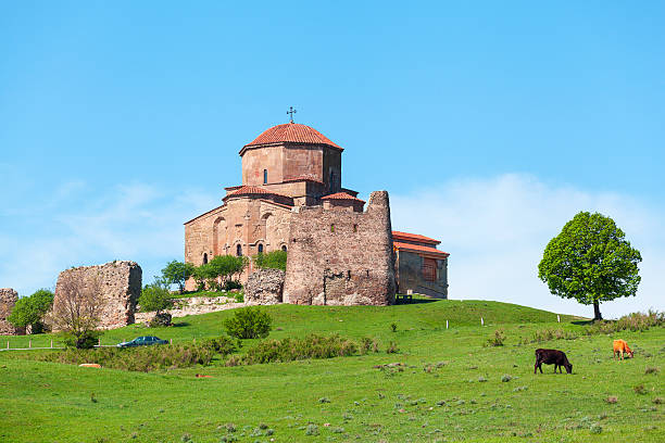 jvari monastery. mtskheta, eastern georgia. - mtskheta imagens e fotografias de stock