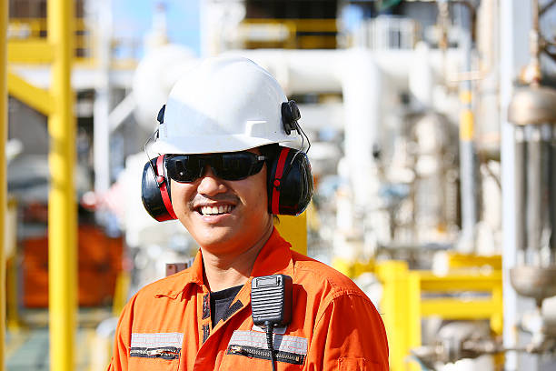 operator recording operation of oil and gas process