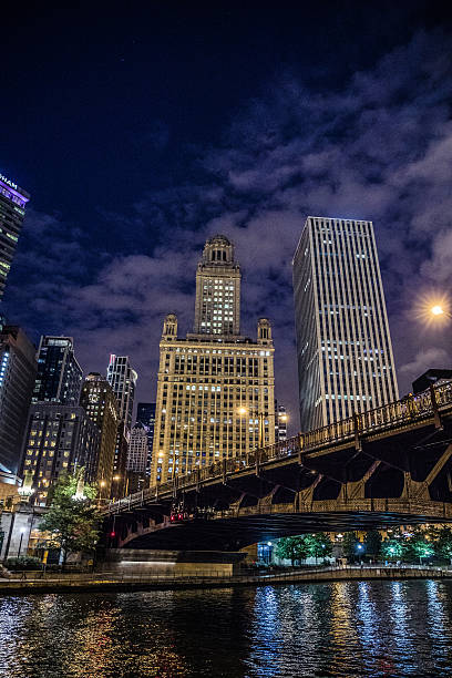 istock Chicago downtown buildings at night 636499394