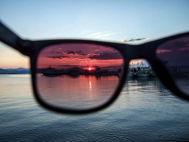 Indirecto Skalk Mexico View At Sunset Through Glasses Stock Photo - Download Image Now -  Polarizer, Eyeglasses, Sunglasses - iStock