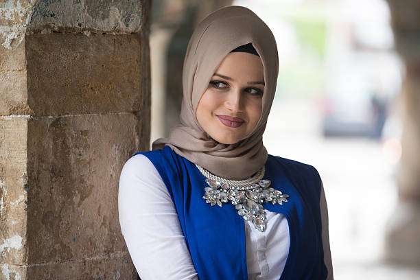 istock Girl In Hijab 636505042
