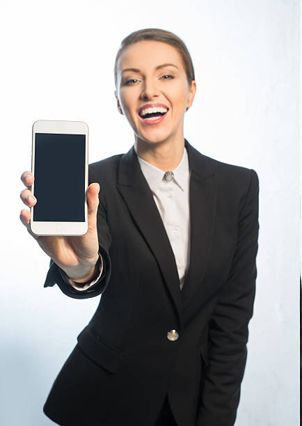 istock Girl with mobile phone 636528524