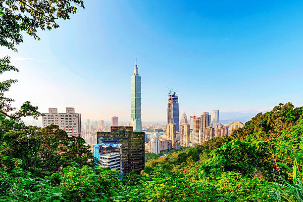 istock View of downtown Taipei 636528812