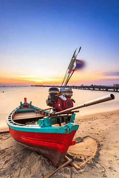 istock Small fishing boat used as a vehicle for finding fish 636532248