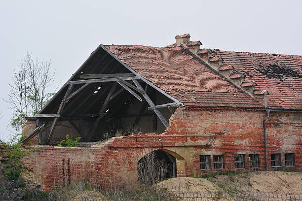 istock old brick ruin house 636536684