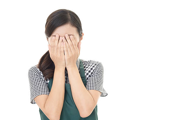 頭の女性 - 涙 日本人 ストックフォトと画像