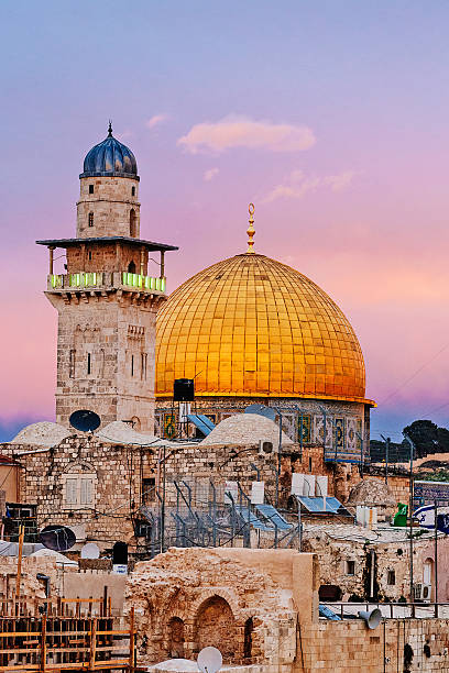 Dome of the Rock, Qubbat Al-Sakhrah, Jerusalem, Israel The Dome of the Rock in sunset with vibrant colors, is now one of the oldest works of Islamic architecture.It is famous as Jerusalem's most recognizable landmark. jerusalem photos stock pictures, royalty-free photos & images