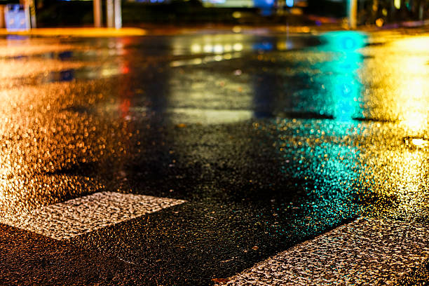 istock Rainy night in the big city 636592666