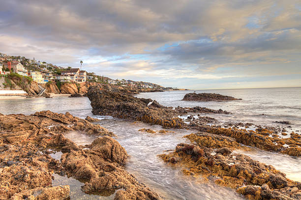 istock Sunset over the rocks at Pearl Street Beach 636594132