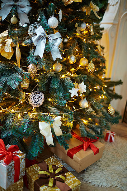 istock Symbols of xmas 636646380