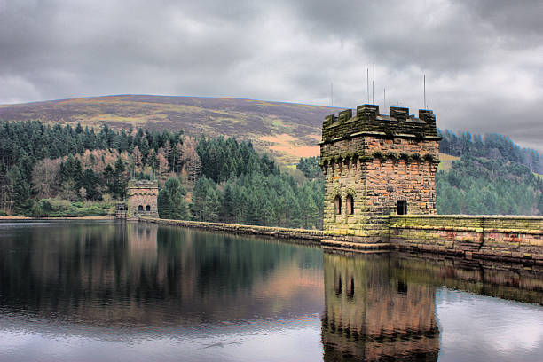 istock derwent reservoir dam breakwater under a cloudy sky 636670266