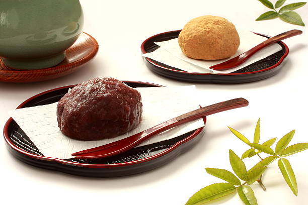 rice ball coated with red beans or soybean flour,ohagi - adzuki bean imagens e fotografias de stock