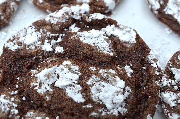 istock close up detail chocolate Crinkle cookies 636683056