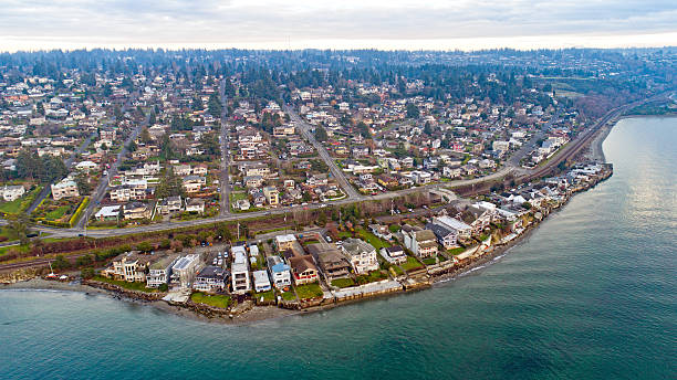 Richmond Beach Shoreline Washington Waterfront Housing Aerial View Richmond Beach Shoreline Washington Waterfront Housing Aerial View washington state coast stock pictures, royalty-free photos & images