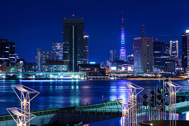 istock Tokyo Tower Illuminated with Special Lighting (Blue, White, Green) 636705758