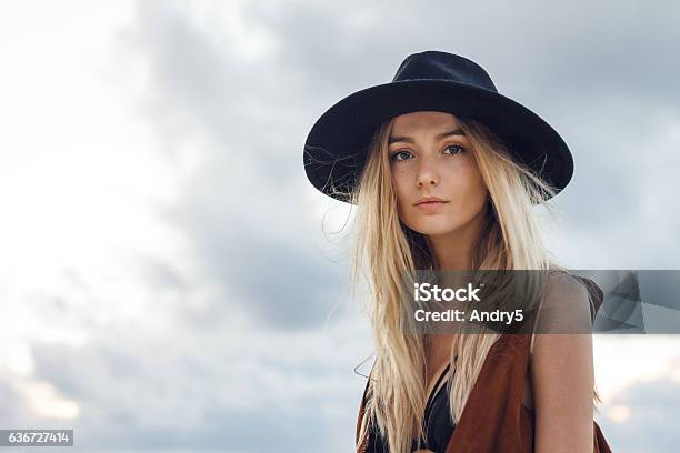 Beautiful Young Woman With Black Hat Stock Photo - Download Image Now - Women, One Woman Only, Fashion Model