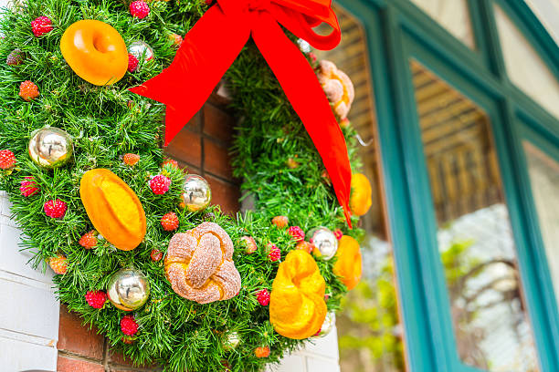 istock Close-up of Christmas wreath 636750082