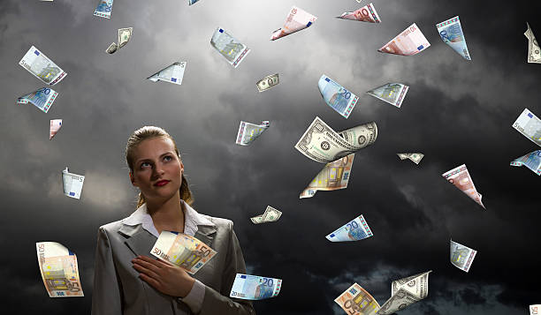 istock She wants to be rich . Mixed media 636779528