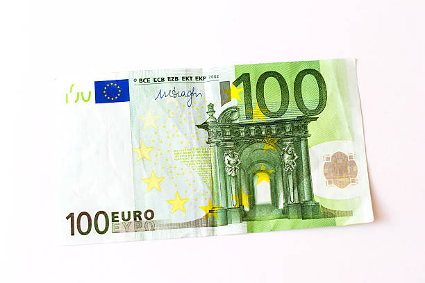 100 billetes de euro - one hundred euro banknote fotografías e imágenes de stock