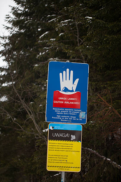 istock sign 