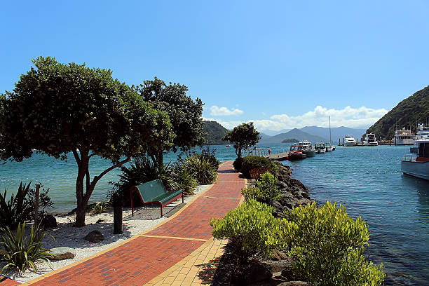 New Zealand, Picton Port city in the north of the South Island, end point of a fjord
