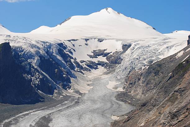 istock Johannisberg peak and Pasterze Glacier in Austria. 636818910