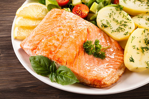 istock Grilled salmon and vegetables 636825382