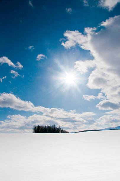 istock The sun and snowfield 636842086