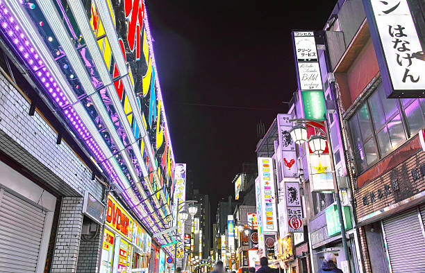 istock Shinjuku Kabuki-cho at night (Sakura Avenue) 636859562
