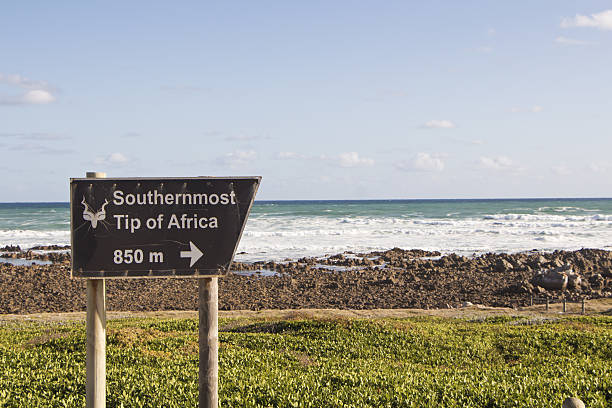 istock That way to the South 636863884