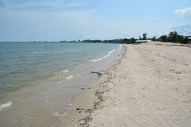 istock Deserted beach near Cha-Am, Thailand 636876508