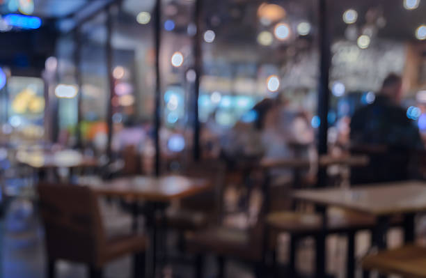 istock Blurred coffee shop or restaurant background 636885288
