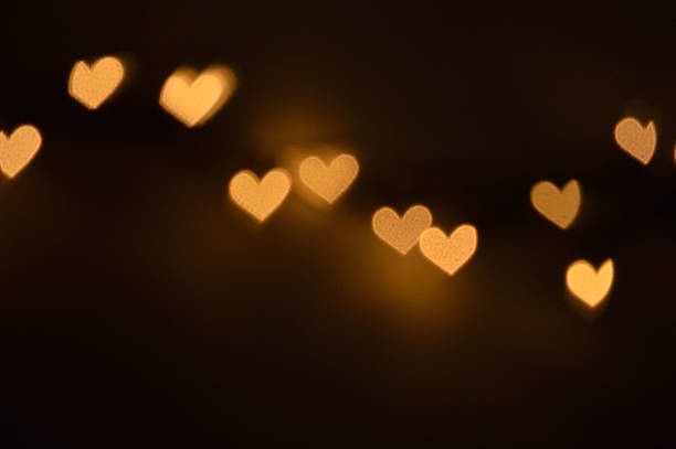 istock Bokeh lights, heart shapes 636890874