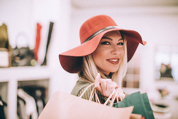 istock Winter shopping season 636895428