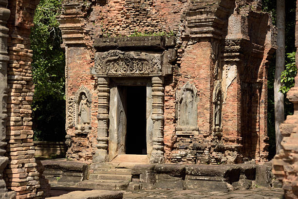 istock Angkor - Temple of Bakong 636900490