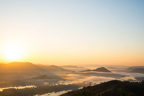 istock Gold foggy on sunrise background. 636915918